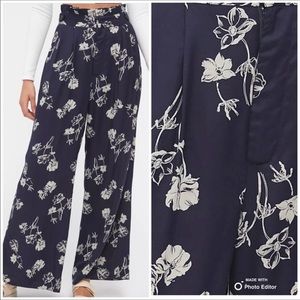 Urban Outfitters Floral Print Pants